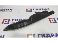Пыльник переднего крыла правого Skoda Fabia 5J0821112.