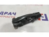 Ручка двери наружная передняя правая Skoda Fabia 3B0837205G01C. С кронштейном.