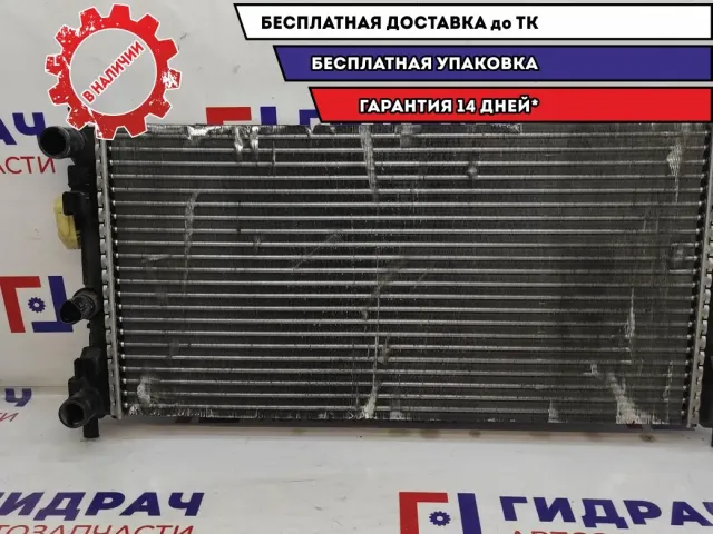 Радиатор основной Skoda Fabia 6R0121253A.