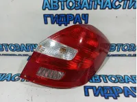 Фонарь задний правый Skoda Fabia 2 5J6945112. Трещина,скол.