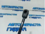 Амортизатор двери багажника Skoda Fabia 2 5J6827550B.