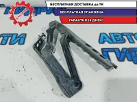 Петля капота правая Skoda Fabia 2 5J0823302.