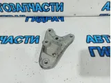 Кронштейн двигателя правый Skoda Fabia 2 6Q0199185S.