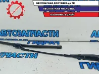Поводок стеклоочистителя передний правый Skoda Fabia 2 5J1955410B.