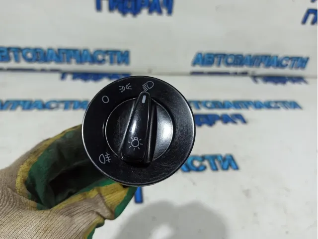 Переключатель света фар Skoda Fabia 2 3B0941531B.