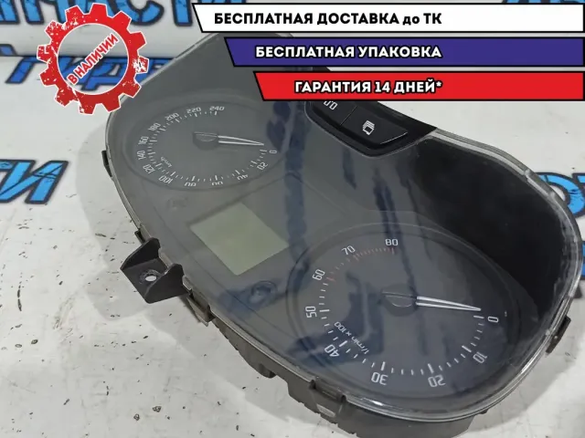 Панель приборов Skoda Fabia 2 5J0920800E.