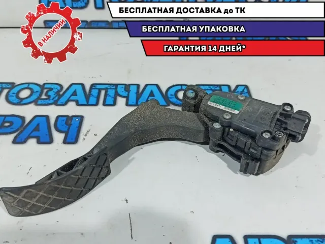 Педаль газа Skoda Fabia 2 6Q1721503M.