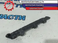 Направляющая заднего бампера правая Skoda Fabia 2 5J6807394.