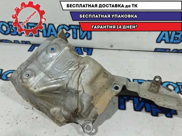 Экран тепловой выпускного коллектора Skoda Fabia 2 03D253035G.