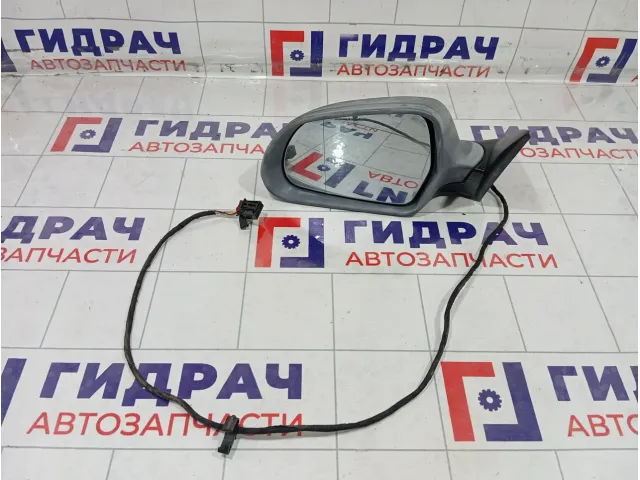 Зеркало электрическое левое Skoda Octavia 1Z1857507M