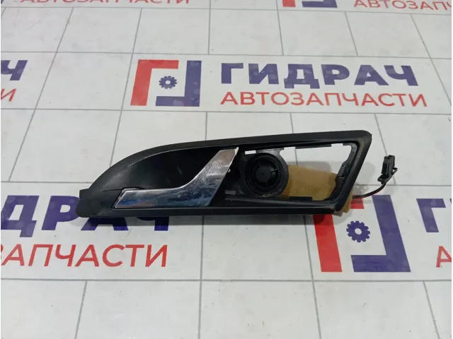 Ручка двери внутренняя передняя левая Skoda Octavia 1Z0837221739
