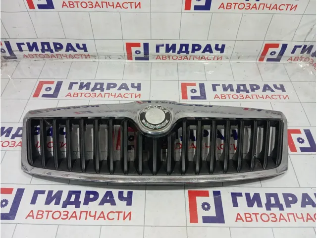 Решетка радиатора Skoda Octavia 1Z0853651C