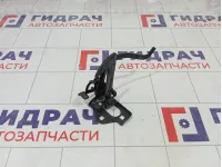 Крючок капота Skoda Octavia 1Z0823480F