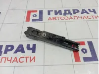 Механизм регулировки ремня безопасности Skoda Octavia 5K0857819