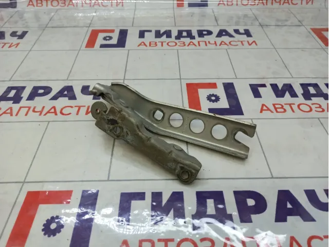 Петля капота левая Skoda Octavia 1Z0823301C