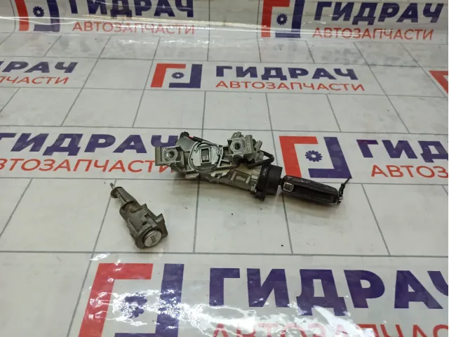 Замок зажигания Skoda Octavia 107905855KG