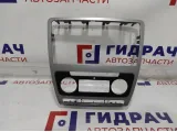 Рамка магнитолы Skoda Octavia (A5) 1Z0858069AA.