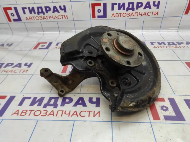 Кулак поворотный задний правый Skoda Octavia (A5) 1K0505436AC.