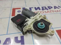 Моторчик стеклоподъемника задний правый Skoda Octavia (A5) 5K0959704A.