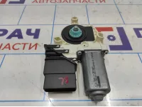 Моторчик стеклоподъемника задний левый Skoda Octavia (A5) 5K0959703A.