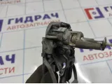 Ручка двери передней наружная левая Skoda Octavia (A5) 1U0837885B.