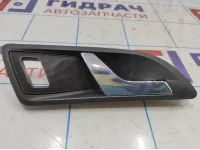 Ручка двери задней внутренняя правая Skoda Octavia (A5) 1Z0868716C47H. С динамиком.
