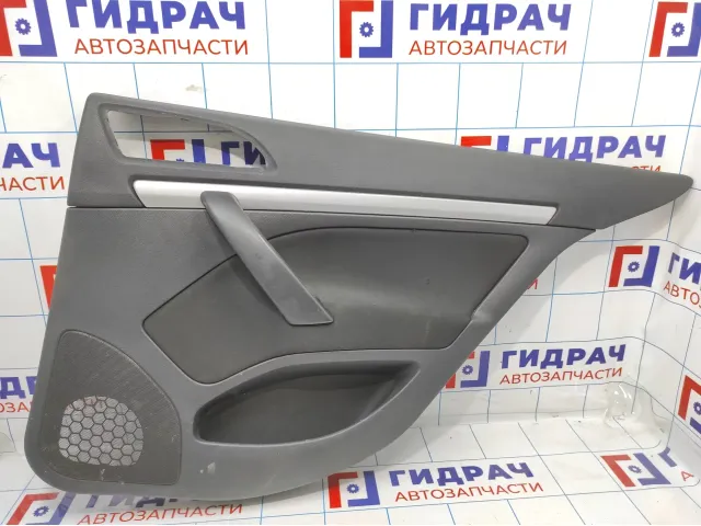 Обшивка двери задней правой Skoda Octavia (A5) 1Z5867212CD.
