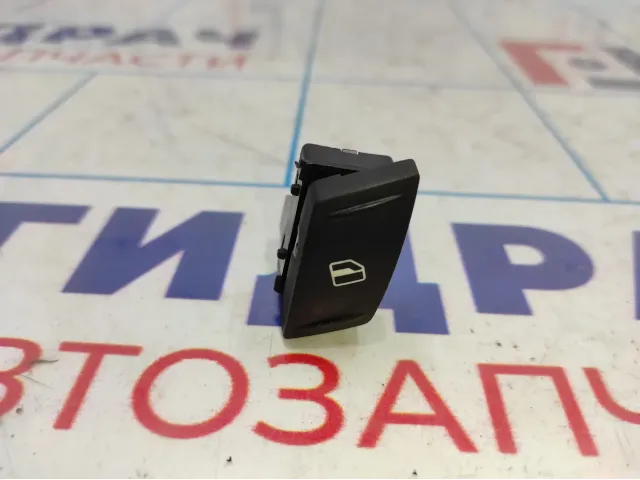 Кнопка стеклоподъемника задняя левая Skoda Octavia (A5) 1Z0959855.