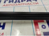Уплотнитель стекла переднего левого Skoda Octavia (A5) 1Z0837479A.