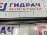 Уплотнитель стекла переднего правого Skoda Octavia (A5) 1Z0837480A.