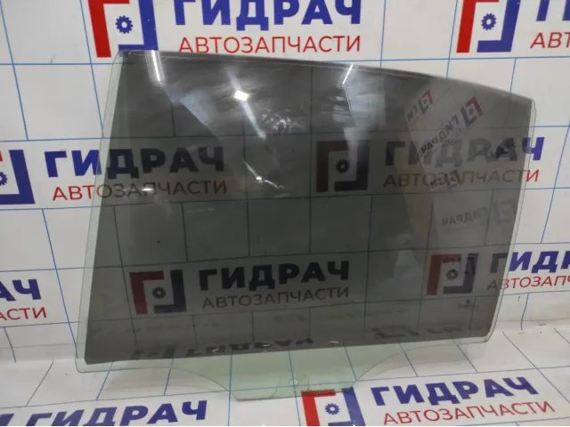 Стекло двери задней левой Skoda Octavia (A5) 1Z5845205C.