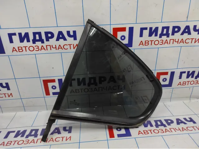 Стекло двери задней левой (форточка) Skoda Octavia (A5) 1Z5845209D.