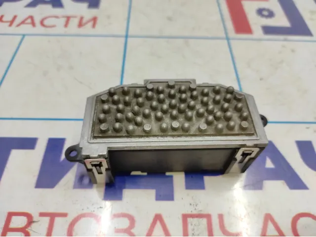 Резистор отопителя Skoda Octavia (A5) 3C09075251F.