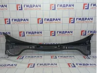 Решетка стеклооч. (планка под лобовое стекло) Skoda Octavia (A5) 1Z1819415F. Дефект, трещина.