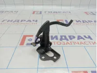 Крючок капота Skoda Octavia (A5) 1Z0823480F.