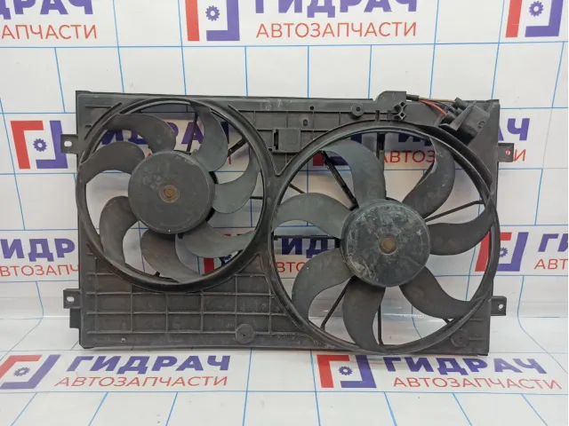 Диффузор вентилятора Skoda Octavia (A5) 1K0121207T.