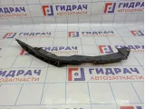 Направляющая переднего бампера правая Skoda Octavia (A5) 1Z0807184D.