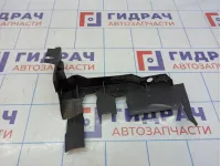 Воздуховод радиатора левый Skoda Octavia (A5) 1Z0121283B. Дефект.