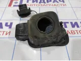 Лючок бензобака Skoda Octavia (A5) 1Z5809857F. Дефект.
