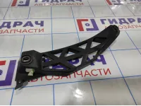 Направляющая заднего бампера левая Skoda Octavia (A5) 1Z5807393.