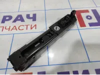 Механизм регулировки ремня безопасности Skoda Octavia (A5) 5K0857819.