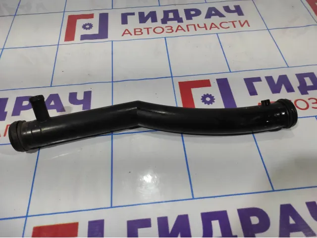 Трубка системы охлаждения Skoda Octavia (A5) 03C121065B.