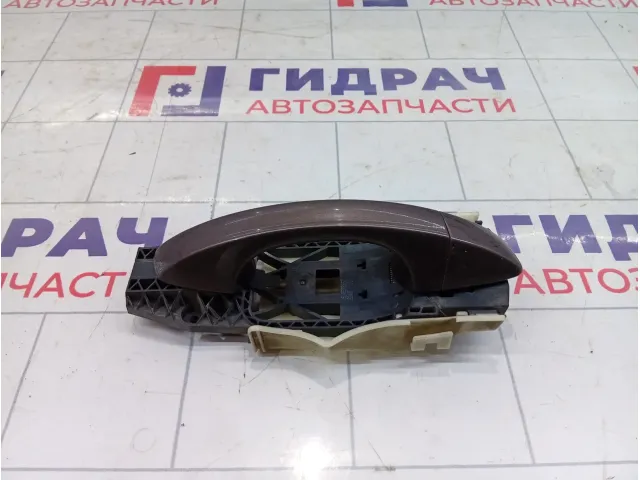 Ручка двери наружная передняя правая Skoda Octavia (A7) 5G0837206N