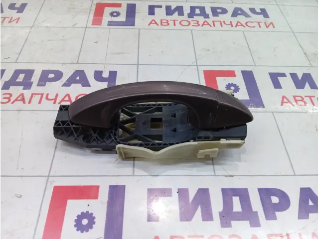Ручка двери наружная задняя правая Skoda Octavia (A7) 5G0837206N