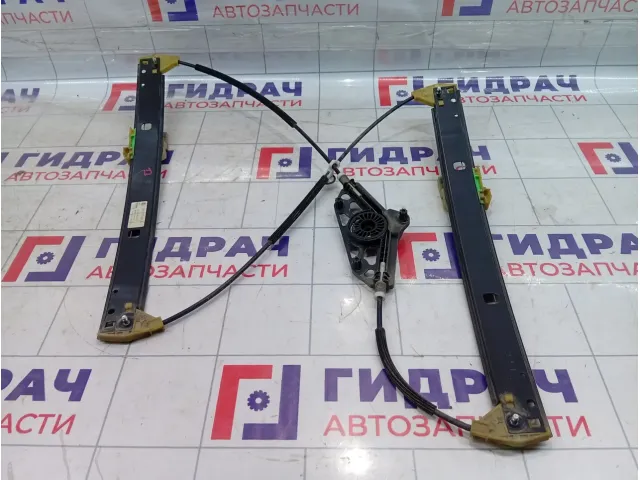 Стеклоподъемник электрический передний левый Skoda Octavia (A7) 5E0837461