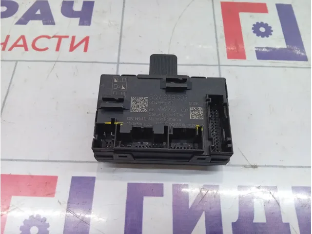Блок комфорта двери передний левый Skoda Octavia (A7) 5Q4959393B