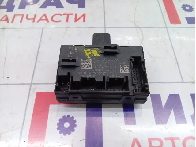 Блок комфорта двери передний правый Skoda Octavia (A7) 5Q4959392B