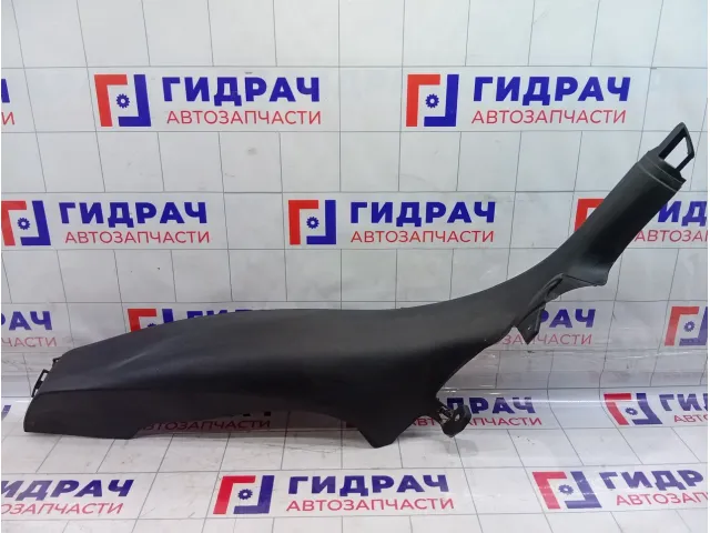 Накладка порога внутренняя задняя левая Skoda Octavia (A7) 5E5867765B