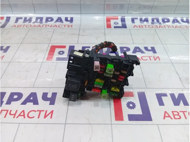 Блок предохранителей Skoda Octavia (A7) 5Q0937615C