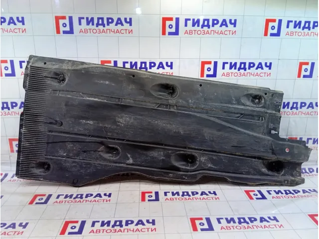 Защита антигравийная правая Skoda Octavia (A7) 5Q0825202M